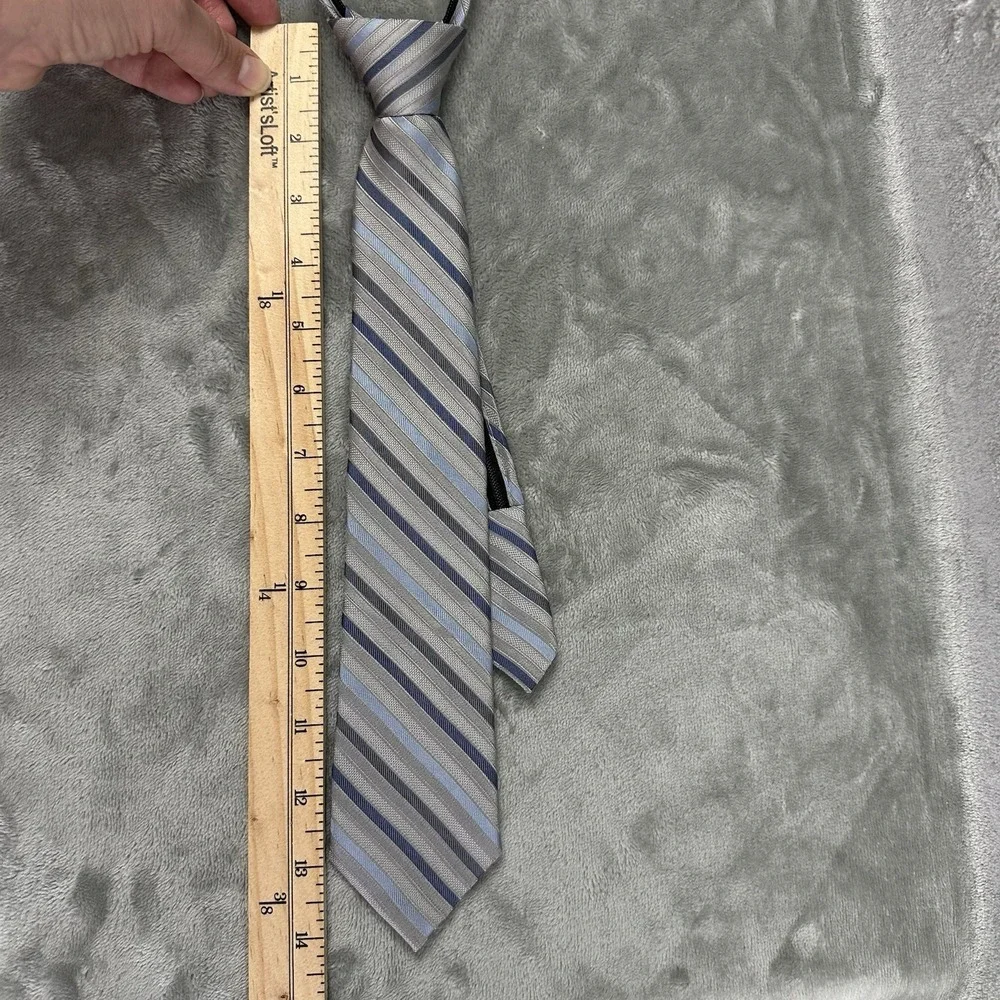 Calvin Klein Boy's 100% Silk Neck Tie 2.5